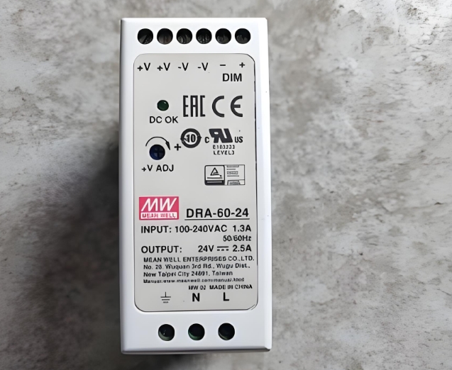 創(chuàng)新設計明緯導軌電源為工業(yè)設備注入新活力